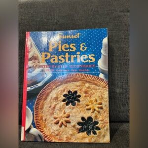 Sunset Pies & Pastries Vintage Cookbook